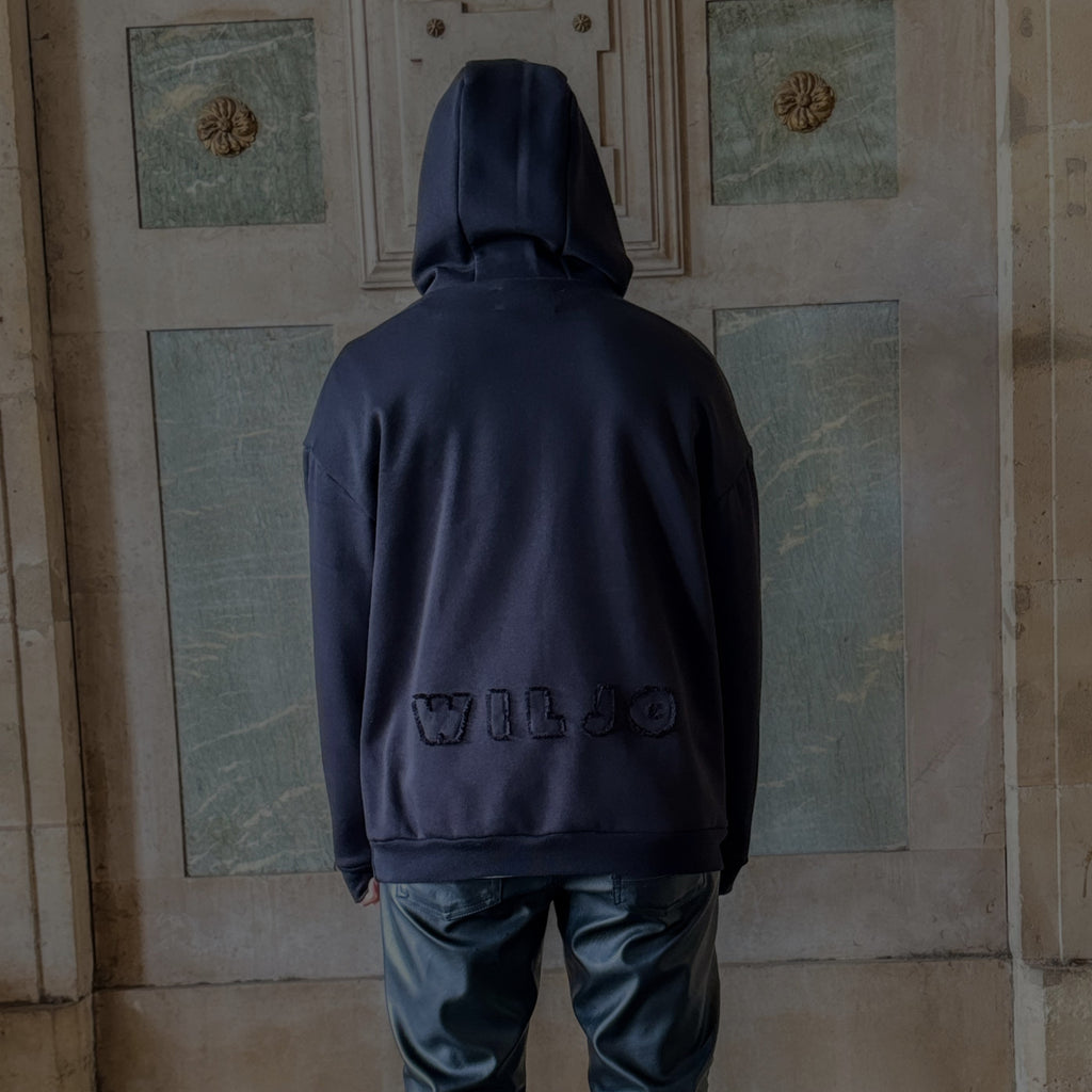 "ESCAPADE URBAINE" - SWEAT À CAPUCHE